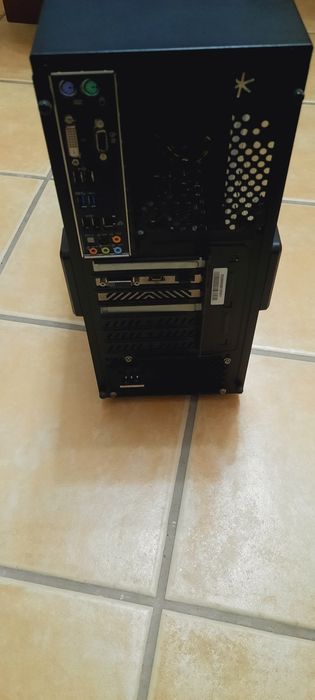 Conj. Completo Torre pc a funcionar