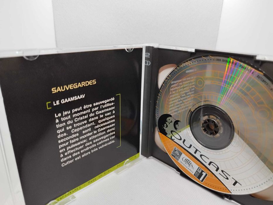 Outcast PC 2 CD Original511861748295936001