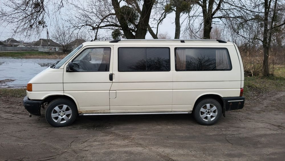 Volkswagen Transporter 4