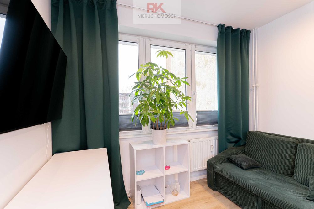 Do wynajęcia mieszkanie (4 pokoje, balkon, parking)
