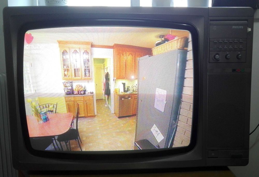 Televisão PHILIPS 20CT 2026/16Z