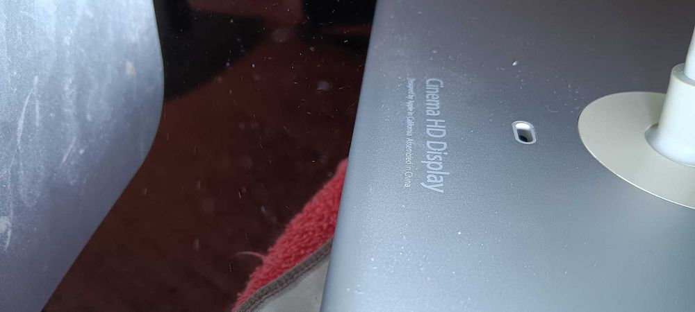 Monitor Apple 23`Cinema HD