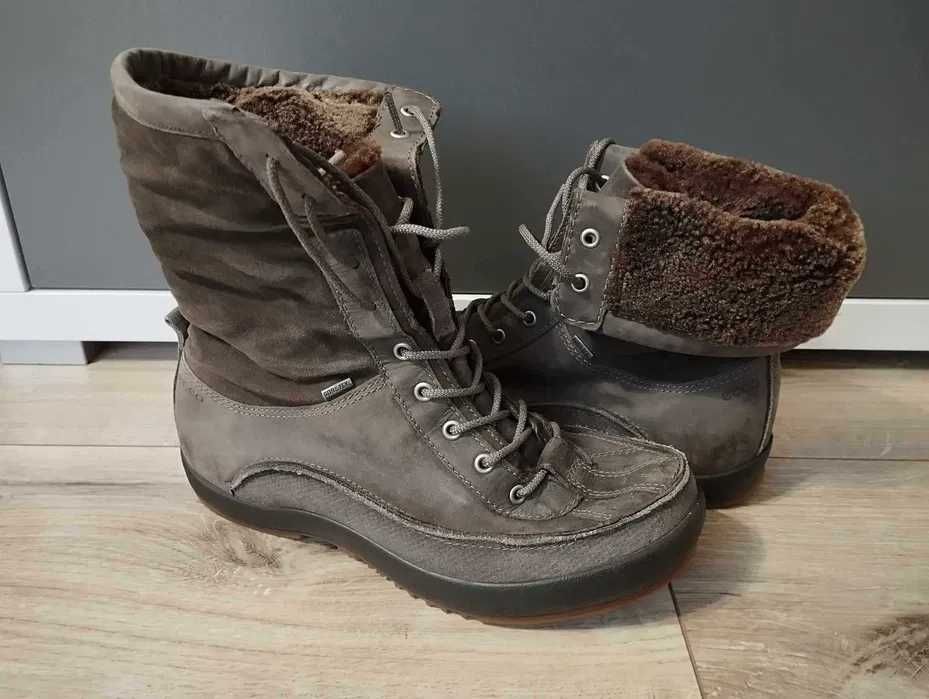 Ecco śniegowce kozaki 38 z membraną Gore Tex.