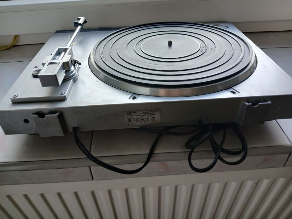 Gramofon Sony PS-LX1