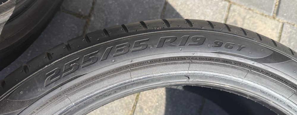 2 Opony letnie Pirelli P zero 255/35R19 96Y  run flat 2019r 2x6.6mm