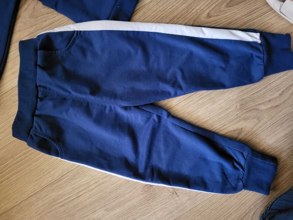 Granatowy dres chłopięcy 86 92