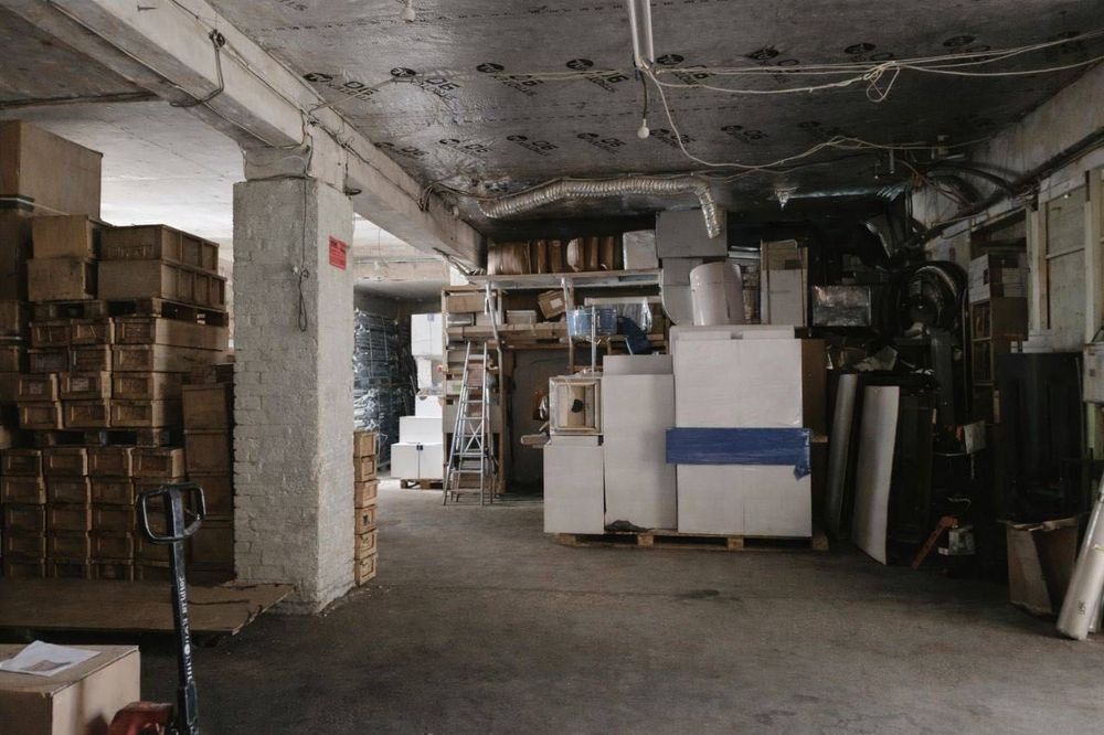 Виробничо складське приміщення 1500м2, Радистів 64