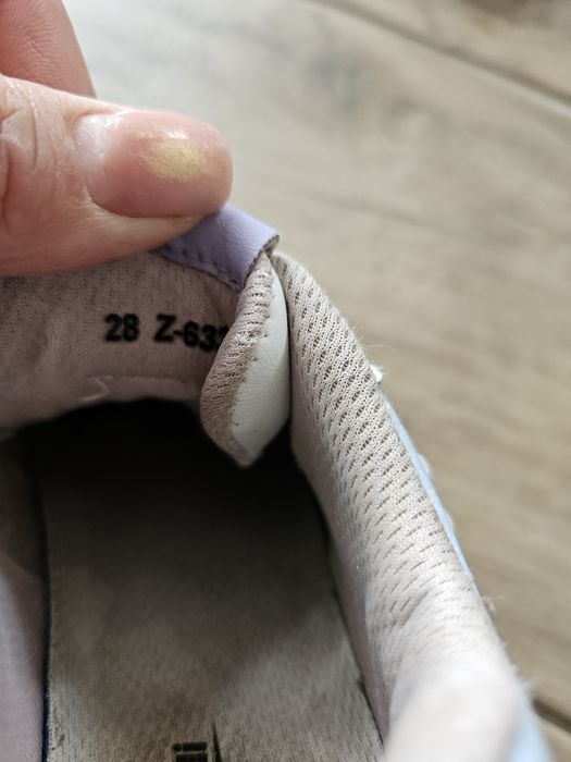 Buty dziewczęce rozmiar 28