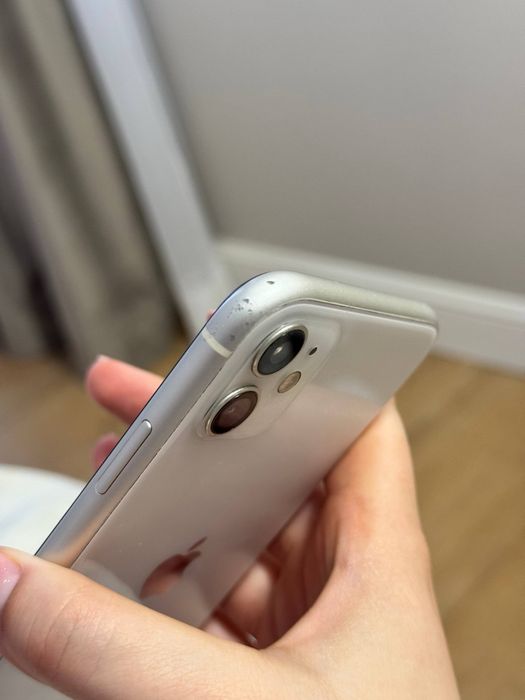 Iphone 11 64 gb.