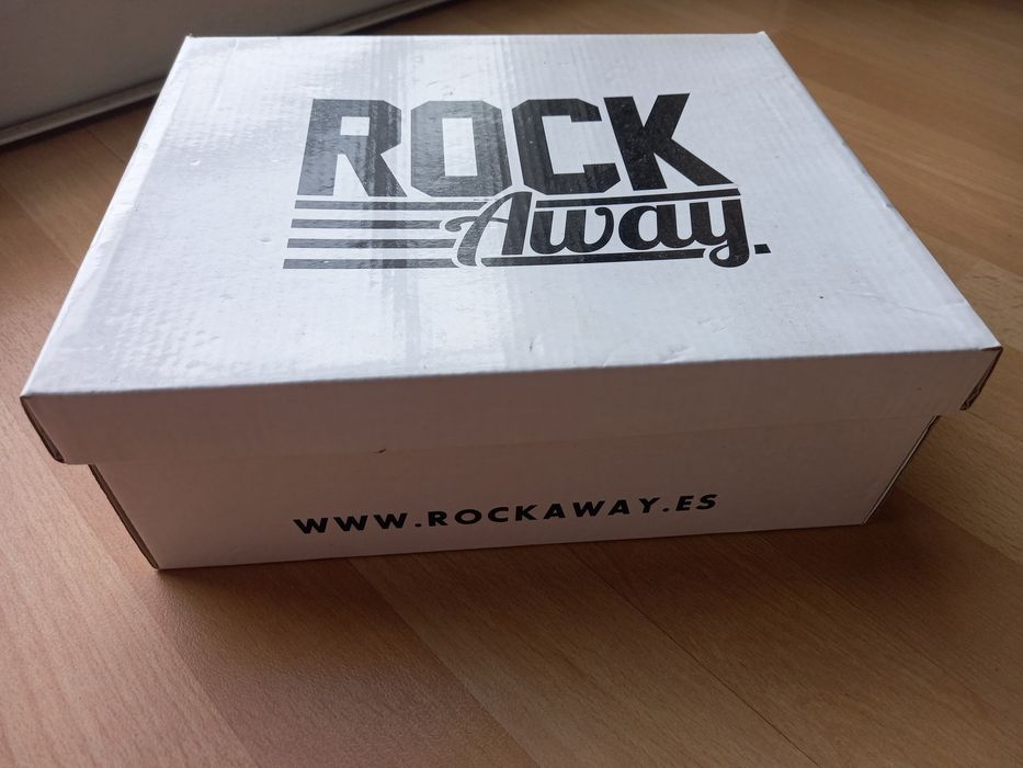 Botins rock away