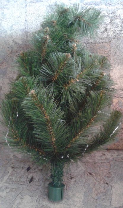 Штучна ялинка з підставкою