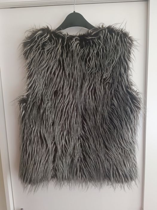 Vários casacos senhora (5€ cada) todos 15€