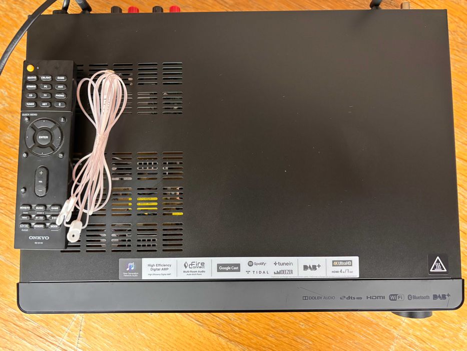 Onkyo TX-L20D Smukły amplituner stereo, Wi-Fi, 4K HDMI, streaming 2.1