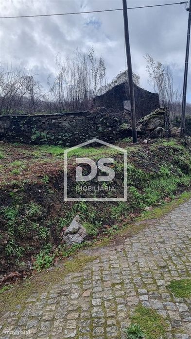 Terreno  Venda em Real,Castelo de Paiva