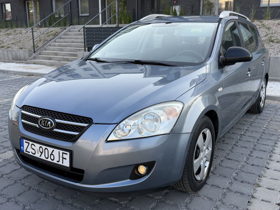 Kia Ceed Kombi Hak 1.6 benzyna zadbana w pelni sprawna oplacona