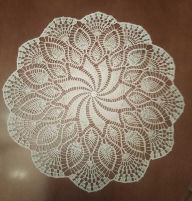 Serweta zrobiona na szydełku 60cm