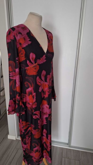 elegancka sukienka na podszewce w roz48 / nowa