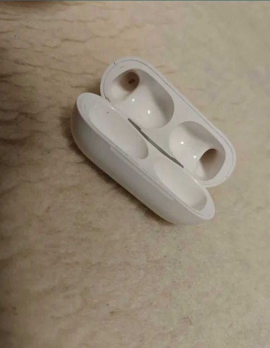 Apple airpods pro A2190 оригінал кейс зарядний робочий