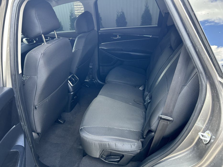 Кіа Соренто ,Kia Sorento,7 місць,автомат.