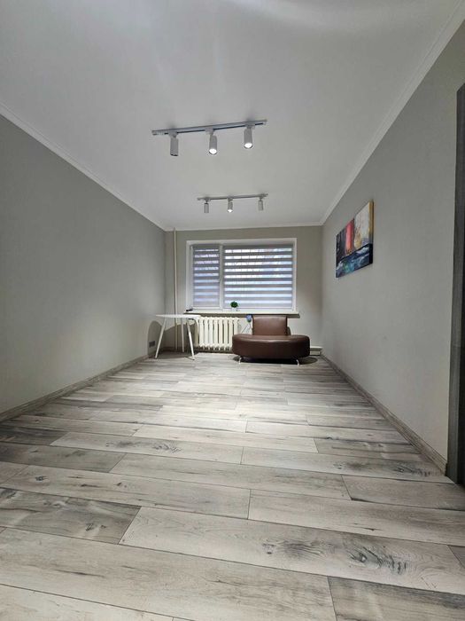 Продам офис 45 кв.м. Бочарова 6