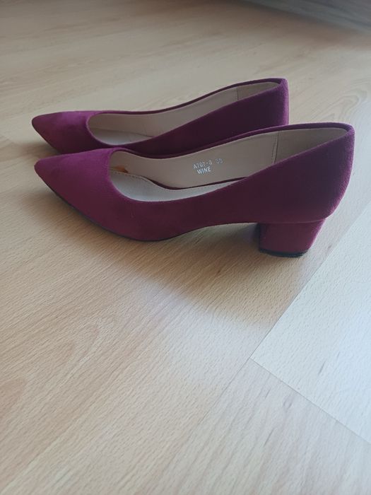 Czółenka bordowe r 38