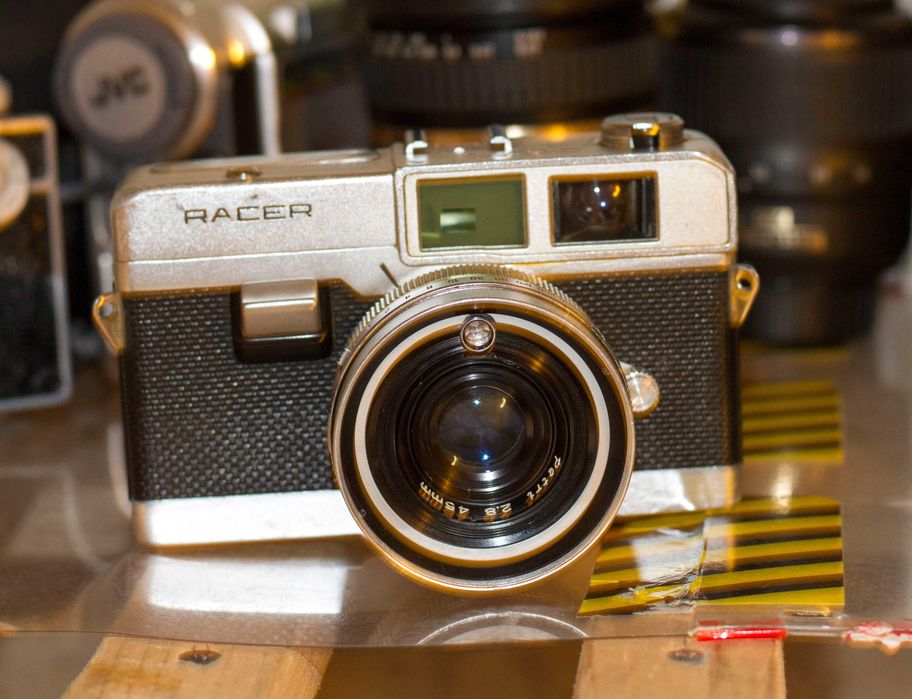 предмет колекціонування фотоапарат Petri Racer 2.8 45mm