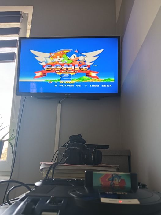 Sega Megadrive z Soniciem 2 w zestawie