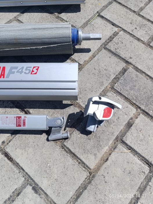 Várias peças para toldo Fiama 45S, como novas e não só