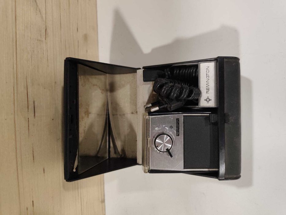 Maquina de barbear elétrica