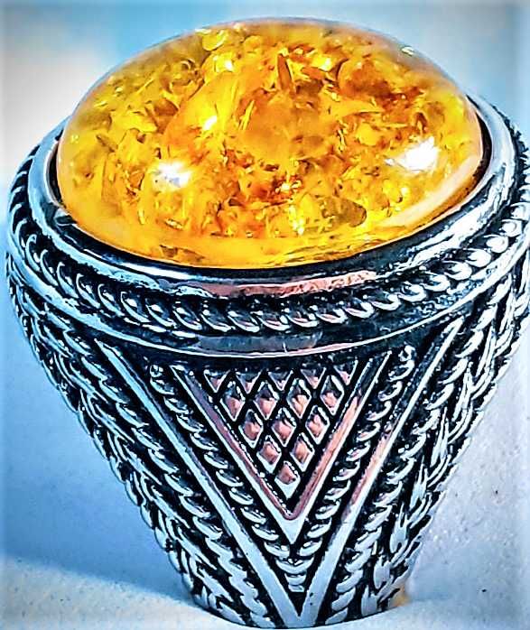 Bursztyn Sygnet-Pierścień Srebrzysty Grawer 20