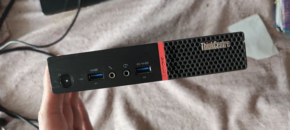 Lenovo ThinCentre m700