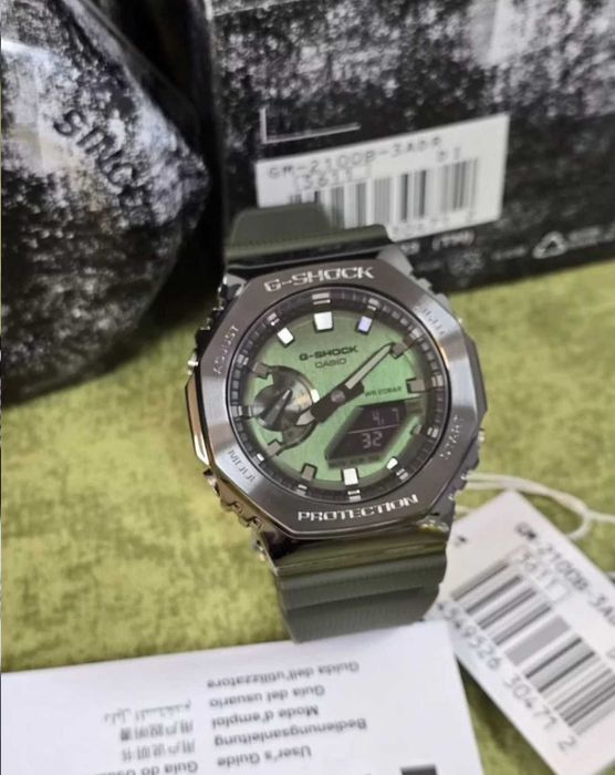 Оригинал Casio G-shock GM-2100B-3A