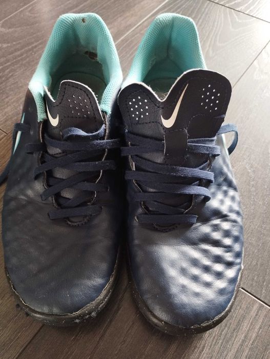 Halówki Nike 40.5