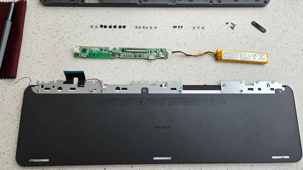 Logitech MX Keys / Mini - ремонт/чистка/запчастини, клавіші та механіз