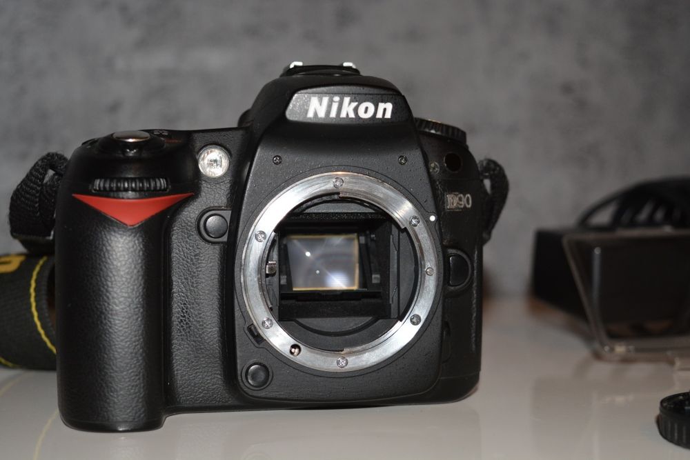 Aparat Nikon D90 Body