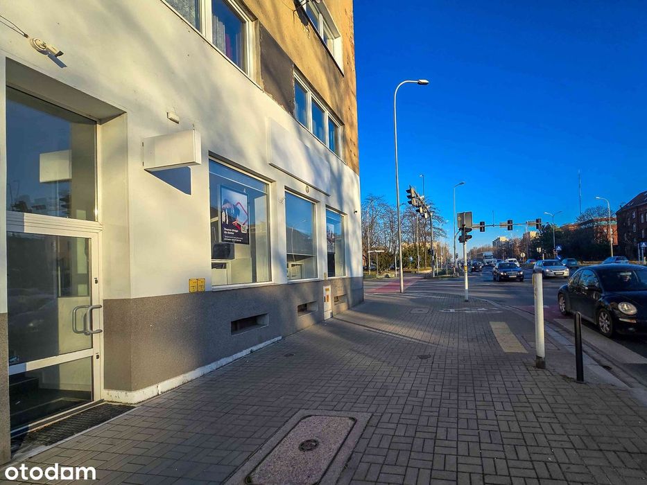 Róg Ozimska - Plebiscytowa, dokonale widoczny lokal, duże witryny