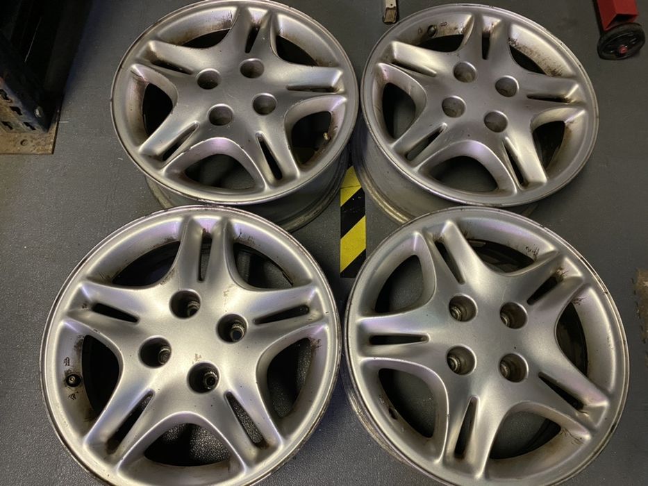 Varias Jantes PSA 4x108 14” e 15”