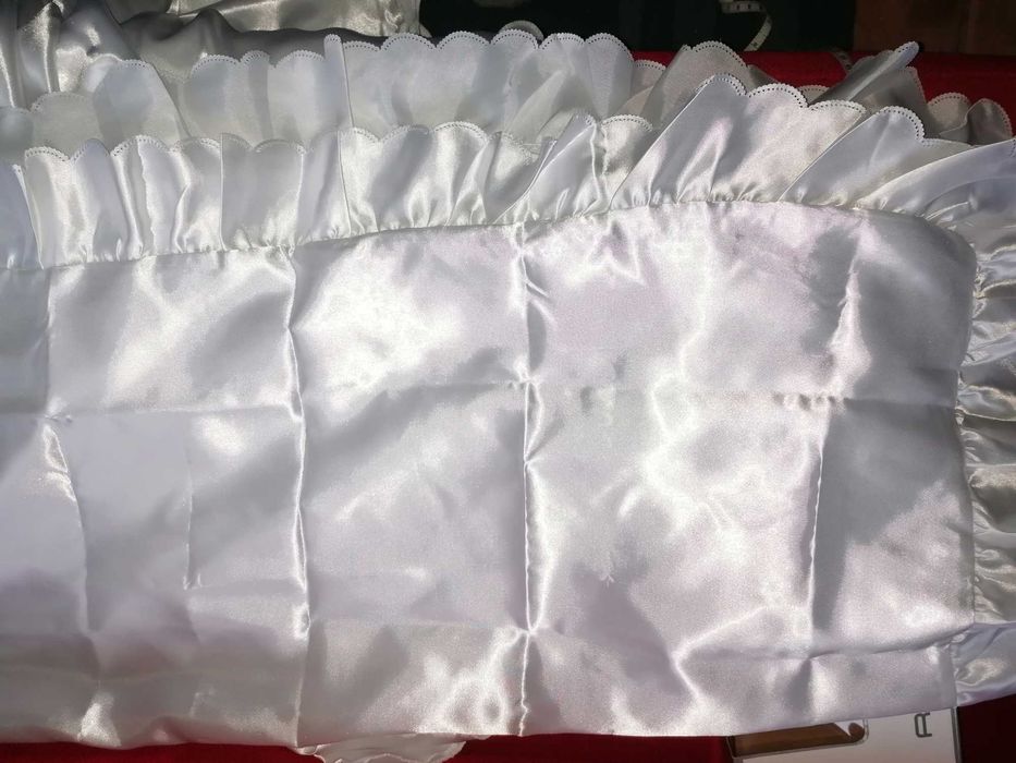 Toalhas de cetim branco