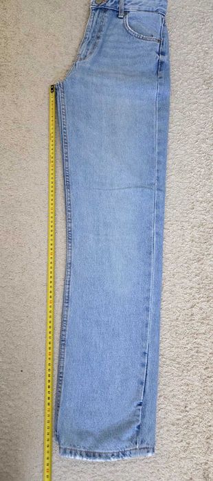 spodnie jeans bershka rozm 34 jasno niebieskie