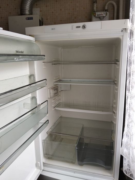 Холодильник  Mіele ідеальний стан