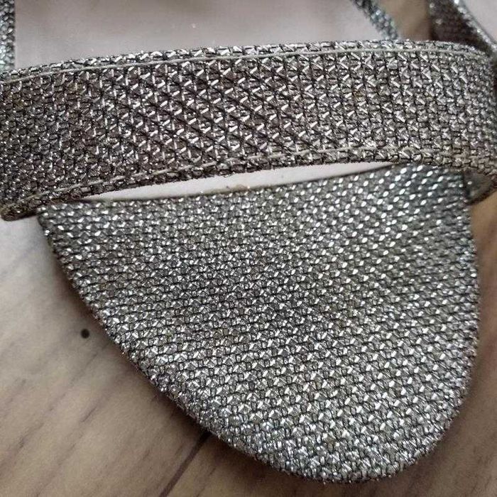 Босоножки серебро New Look, 39 р