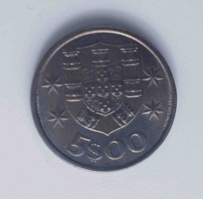 Moedas de 5 escudos (vários anos)