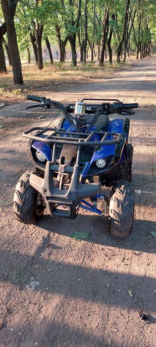 Продам детский электрический квадроцикл до 100 кг,состояние нового