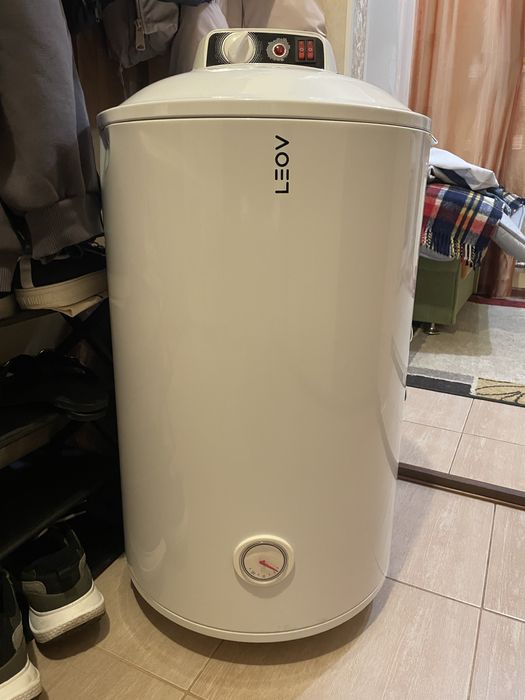 Продам Бойлер  Leov на 100 л новый