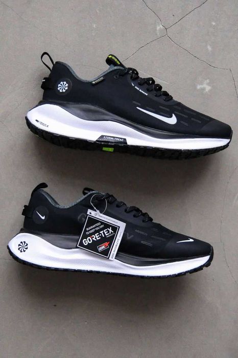 Мужские кроссовки Nike Infinity Run 4 Gore-Tex Black/White. 40-45