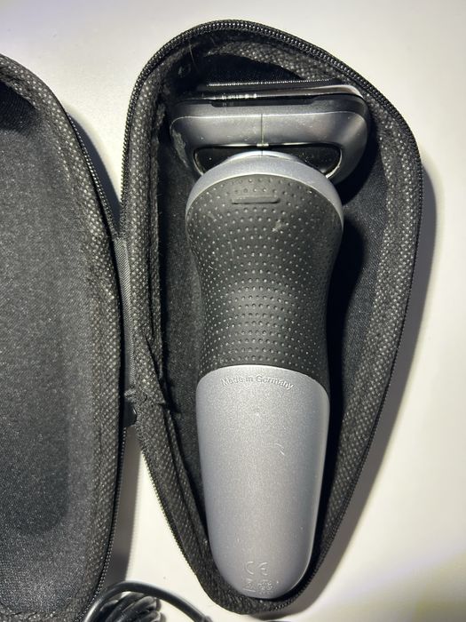 Електробритва Braun Series 7