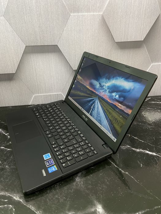 Ноутбук Asus R512M
