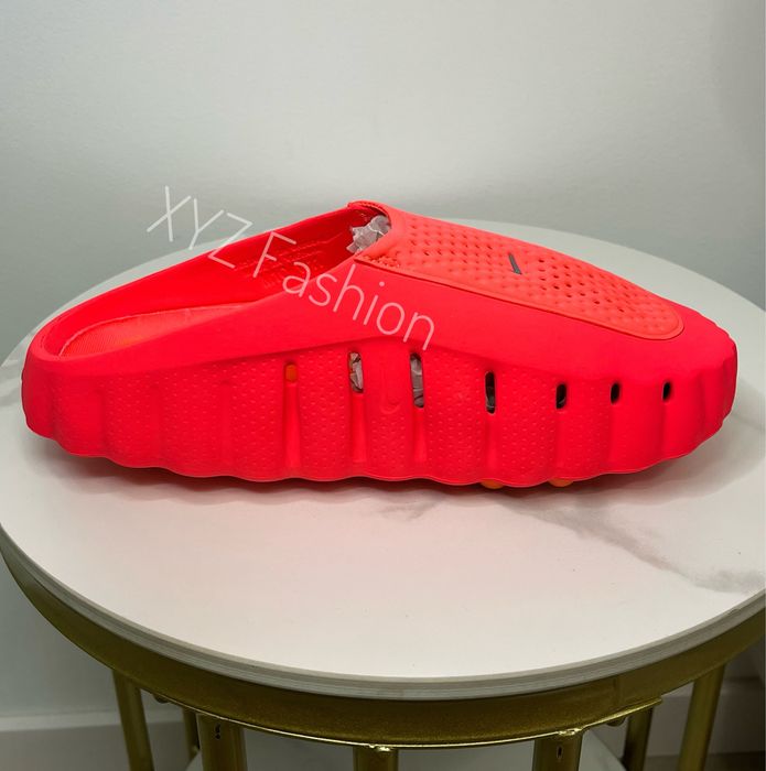 Nike Mind 001 Slide Solar Red