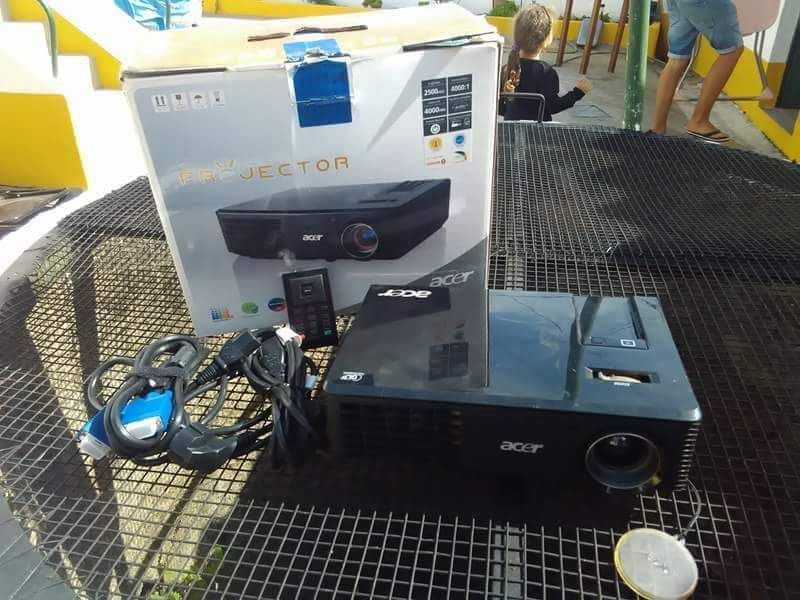 Amplificador de som aceito trocas ou retomas envio por correio