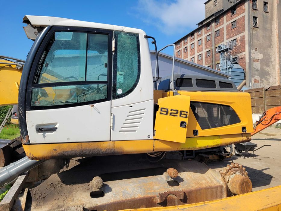 Liebherr 926 na części